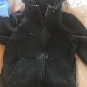 Black lululemon jacket